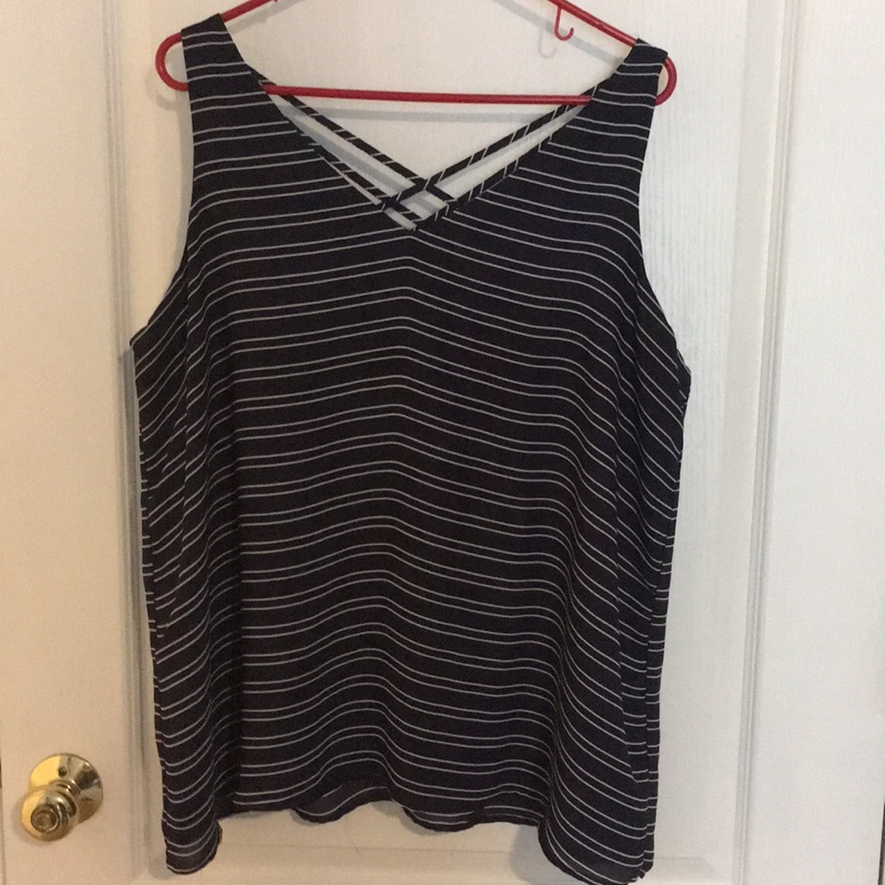 Maurices is sleeveless navy blue tank top